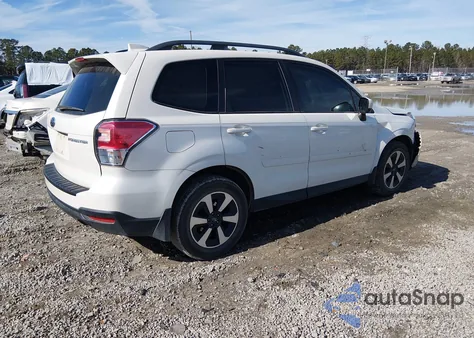 2018 Subaru Forester 2.5I Premium from USA, damaged, VIN JF2SJADC5JH462705
